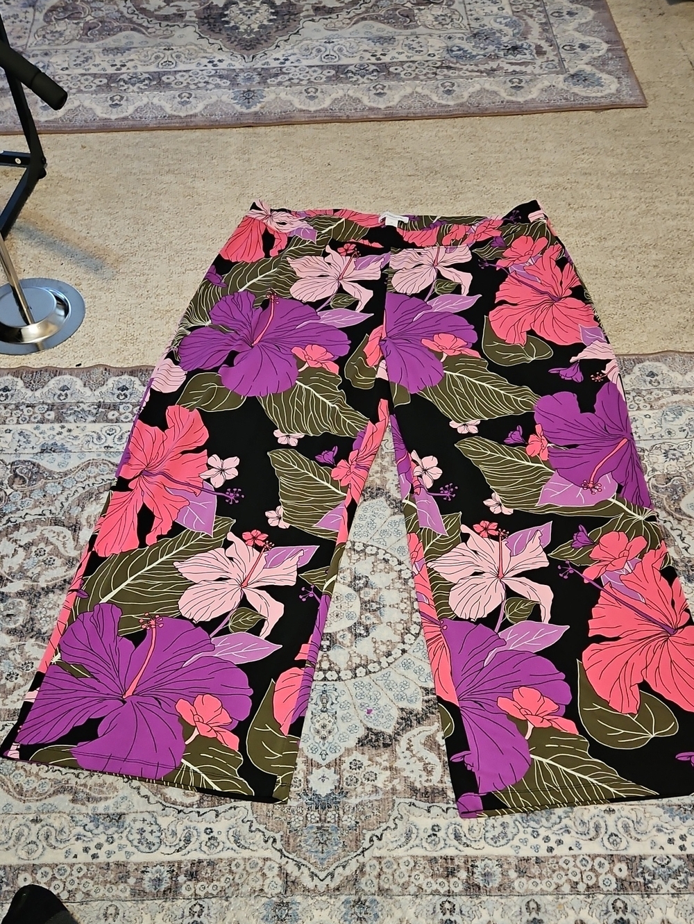 Liz Claiborne Black Wide-Leg Pants with Pink & Purple Floral Print